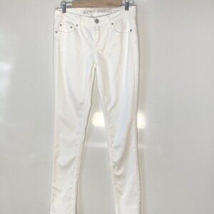 Almost Famous SZ 7 Wight 5 pocket skinny jeans Summer Sexy Party Classic